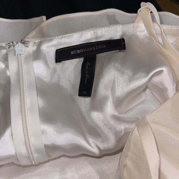 BCBGMAXAZRIA two-tone Prom Wedding Dress Ruffle top 100% Silk Size 2 - Picture 3 of 4